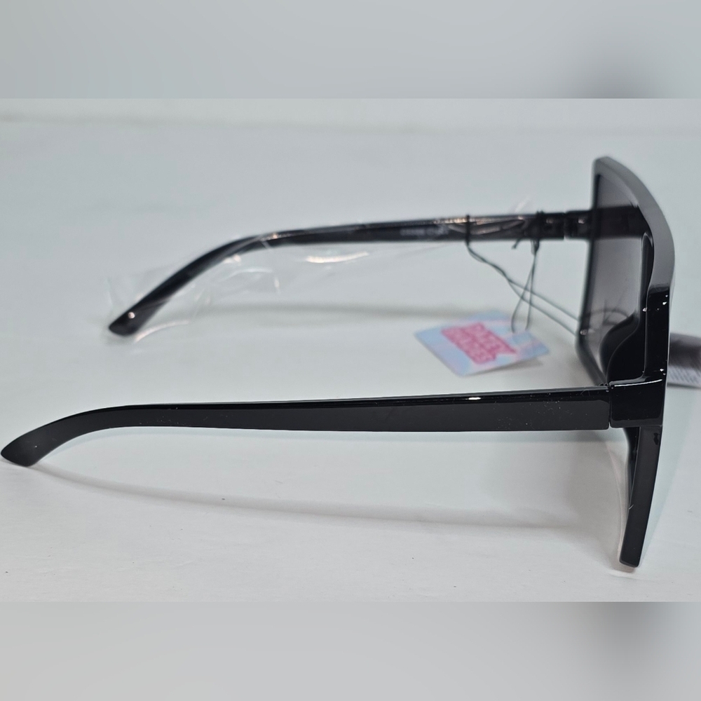 NWT Oversized XXL Large Big FLAT Glossy Women Sunglasses Dazey Shades - Picture 3 of 5